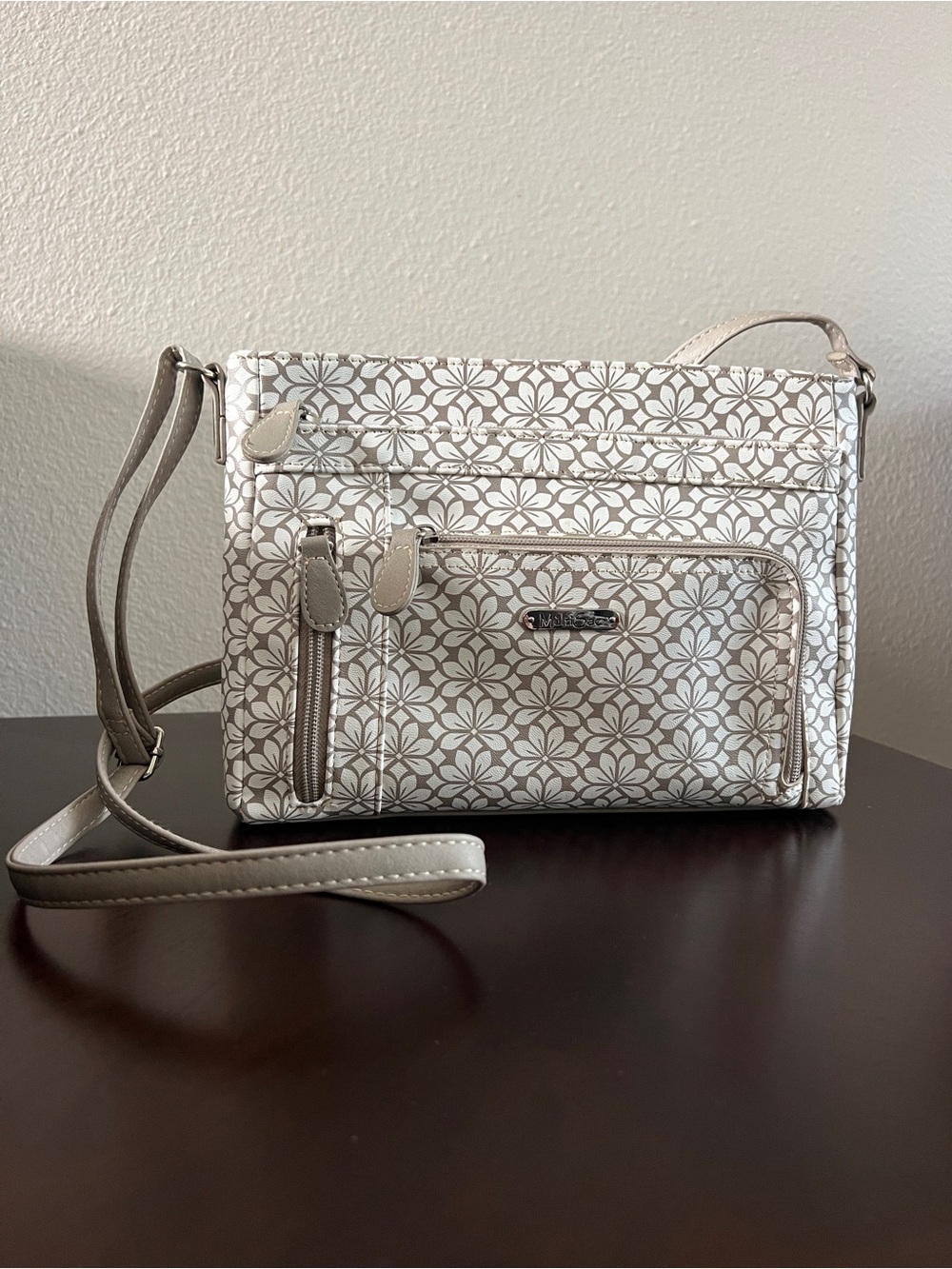MultiSac Taupe and White Floral Crossbody Bag